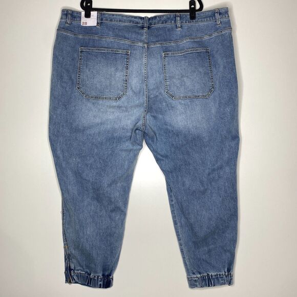 New Lane Bryant Signature Fit Boyfriend Jogger Zip Hem Jeans Women's Size 28 - Picture 2 of 11